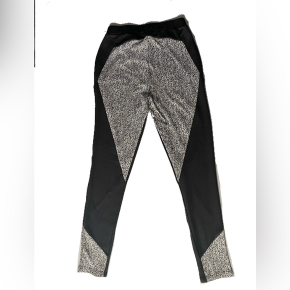 Venus women black and grey leggings size 2 - Picture 2 of 3